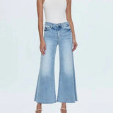 Izzy Mid Rise Wide Leg Crop